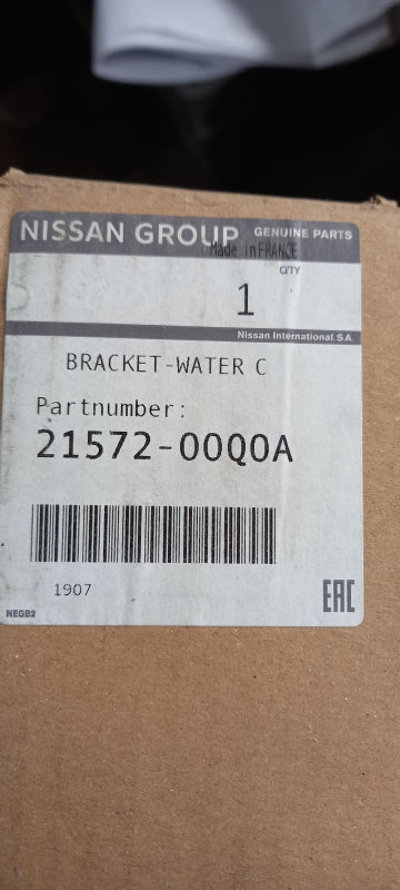 Original OE NISSAN Kühler Abweiser 2157200Q0A