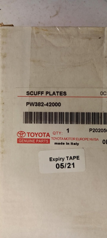 Original OE TOYOTA Einstiegsleiste PW38242000