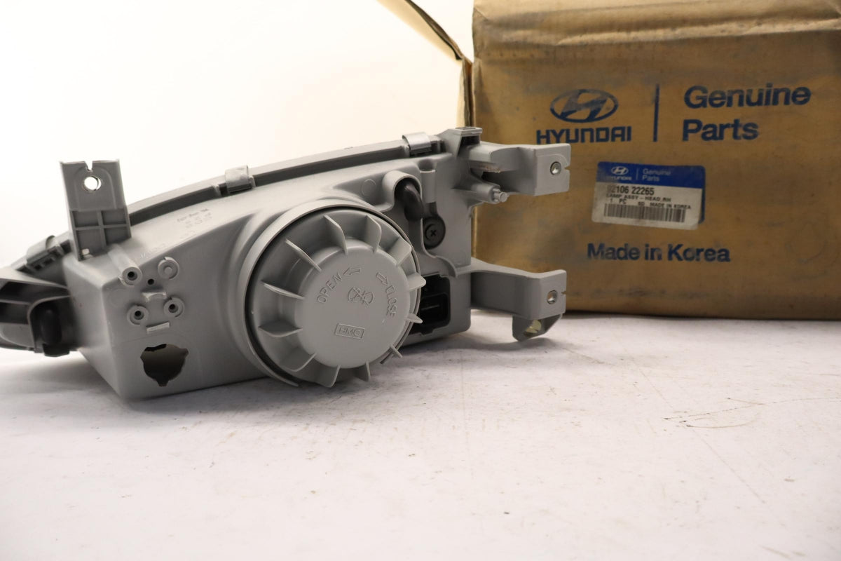 Original HYUNDAI Accent 1996-1998 Frontscheinwerfer Rechts 9210622265