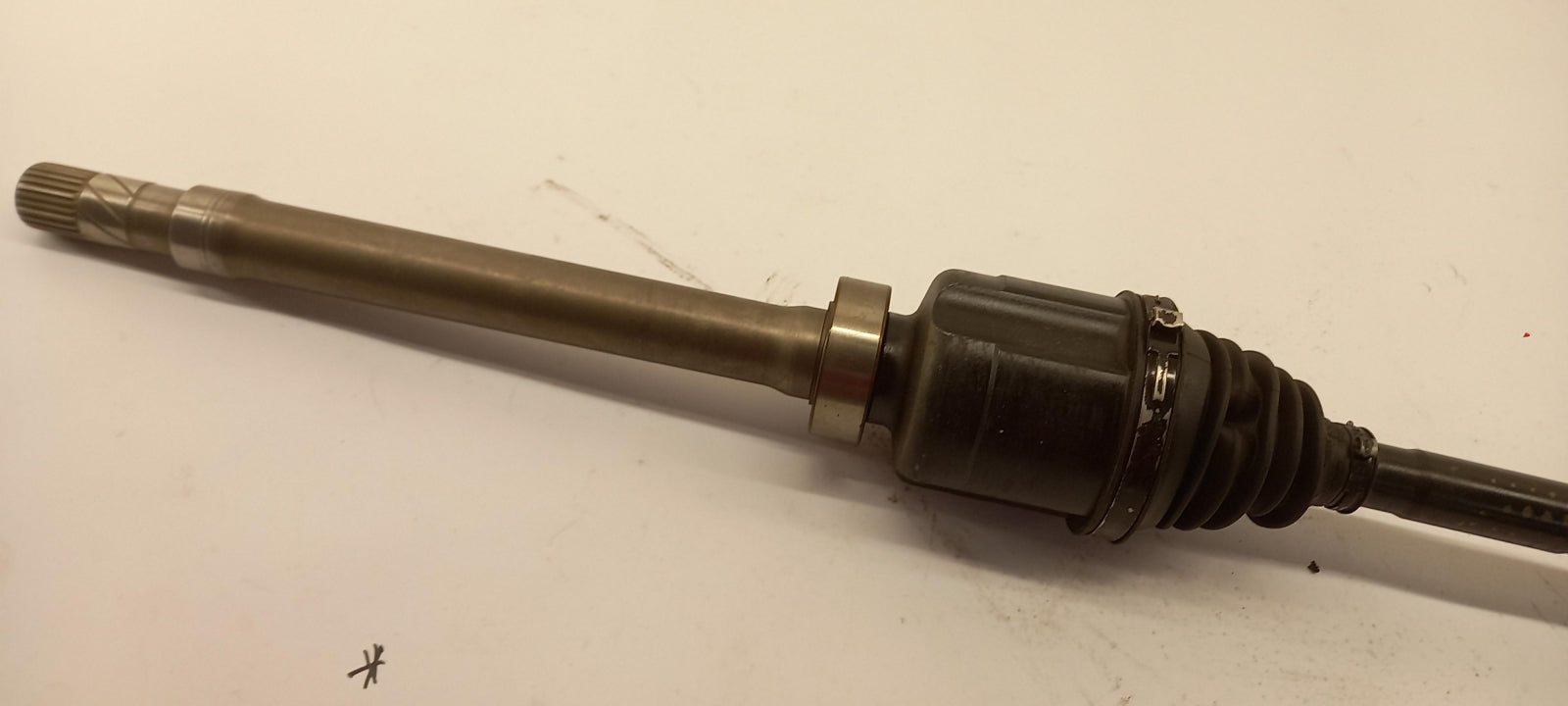 Original OE RENAULT Antriebswelle 8201505574