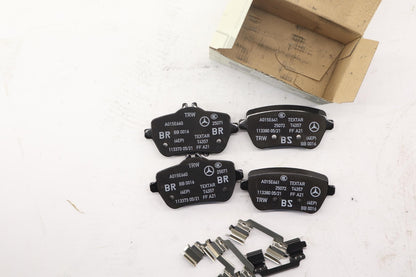 Original OE MERCEDES-BENZ Bremsbeläge A0004203105