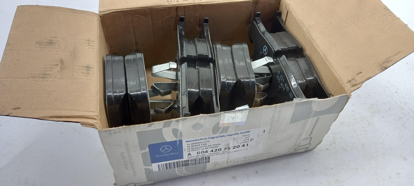 Original MERCEDES-BENZ C216 W221 Bremsbeläge Satz Vorne A004420752041