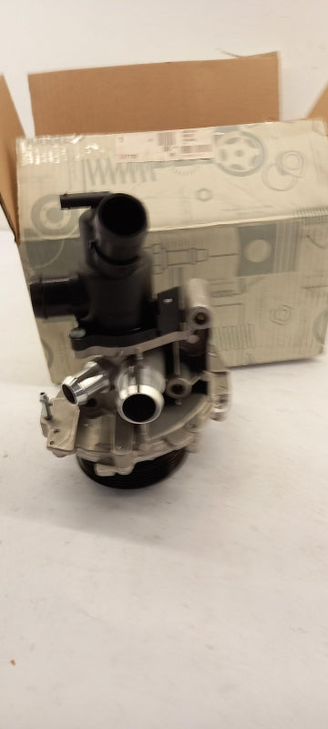 Original OE MERCEDES-BENZ Wasserpumpe A6512008301