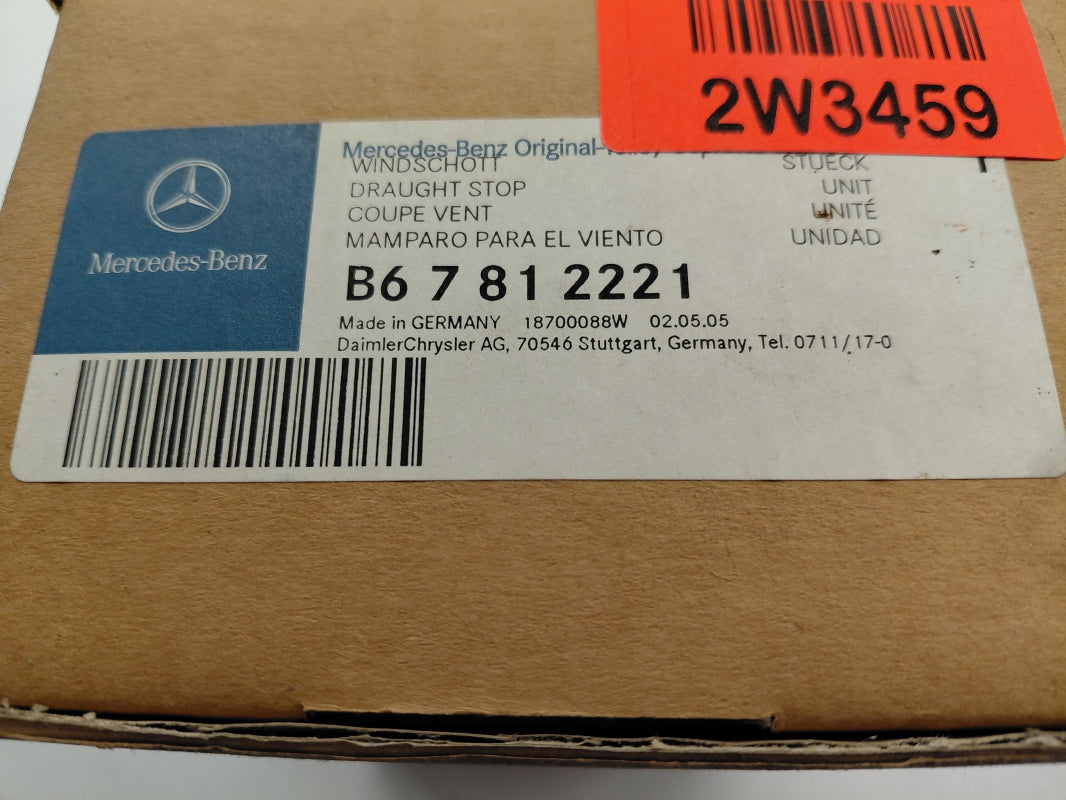 Original OE MERCEDES-BENZ Windabweiser B67812221