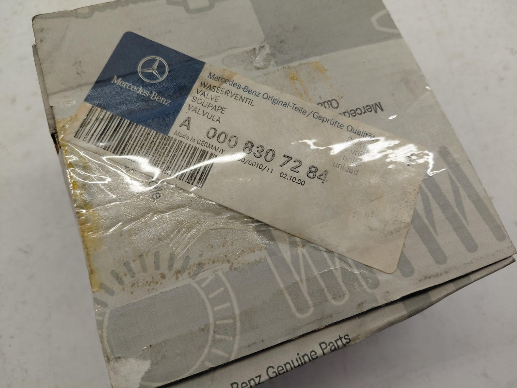Original OE MERCEDES-BENZ Kühlmittel Steuerventil A0008307284