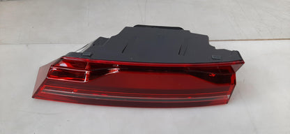 Original OE JAGUAR Heckleuchte T4A44680