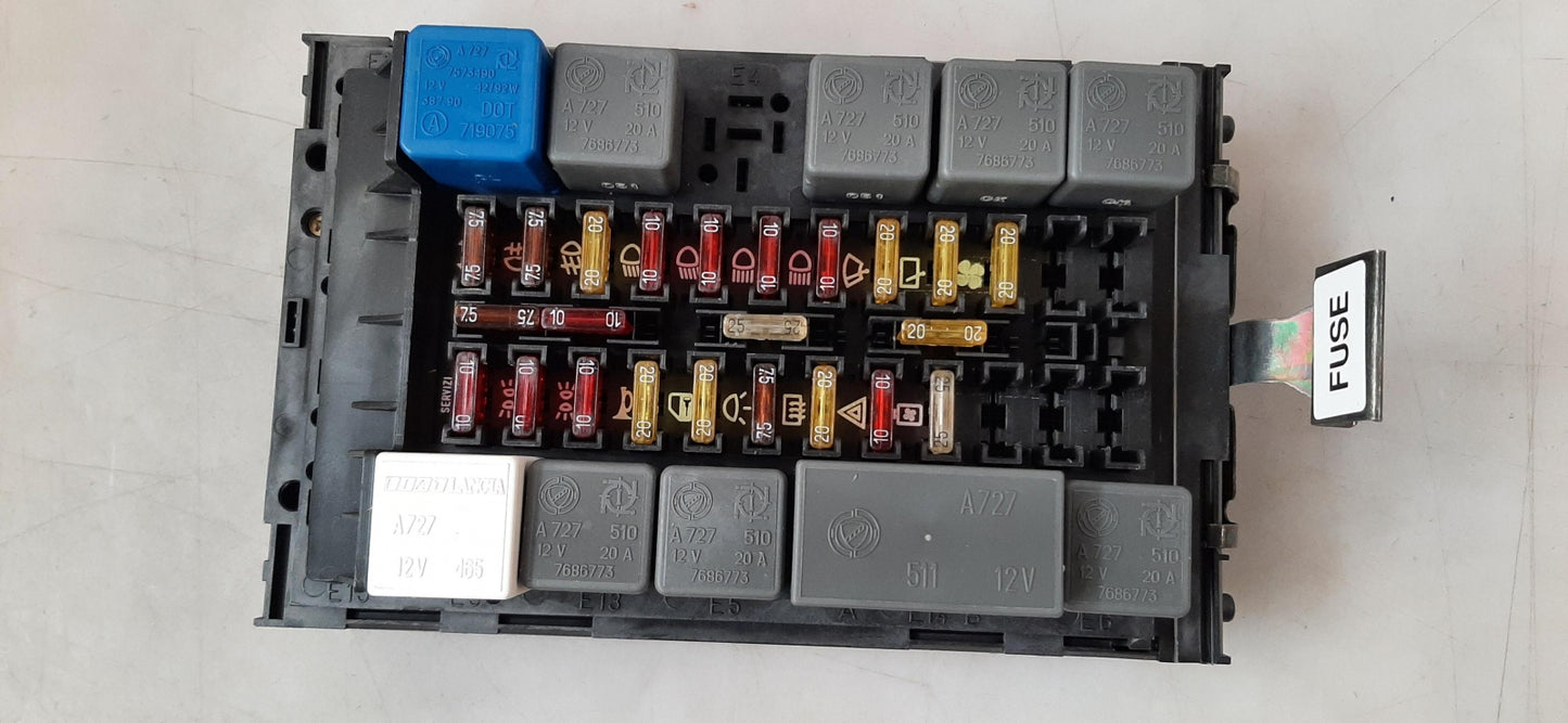 Original OE FIAT Sicherungskasten 7720928