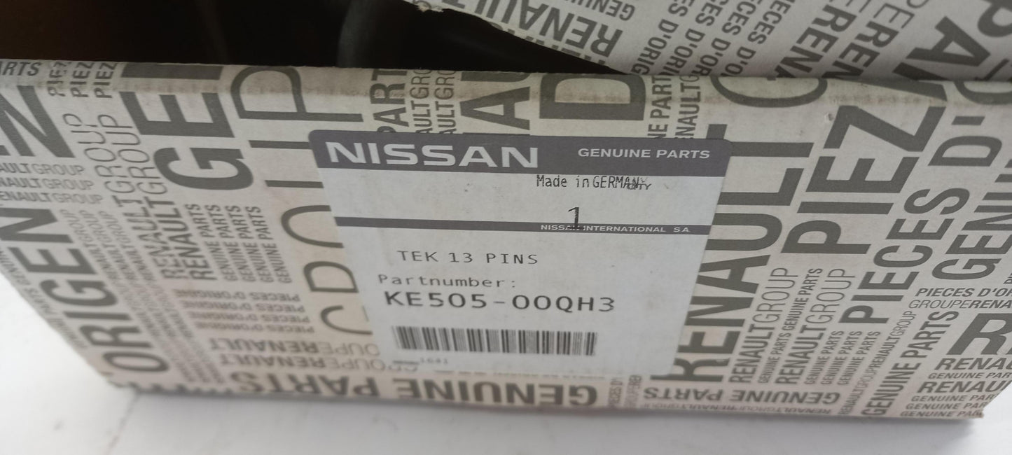 Original NISSAN NV300 Anhängerkupplung Elektrosatz 13-pol KE50500QH3