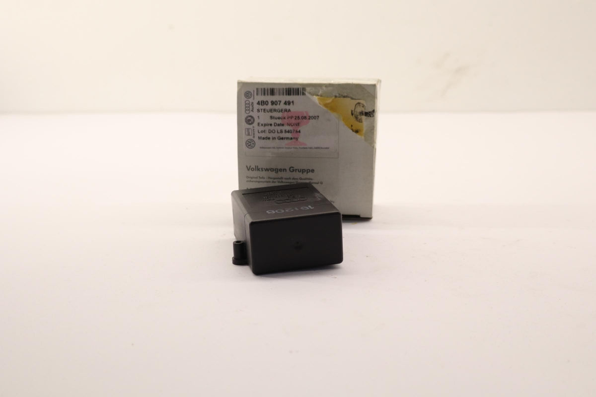 Original AUDI A4 A6 RS4 RS6 VW Phaeton Steuergerät für Sonnenrollo 4B0907491