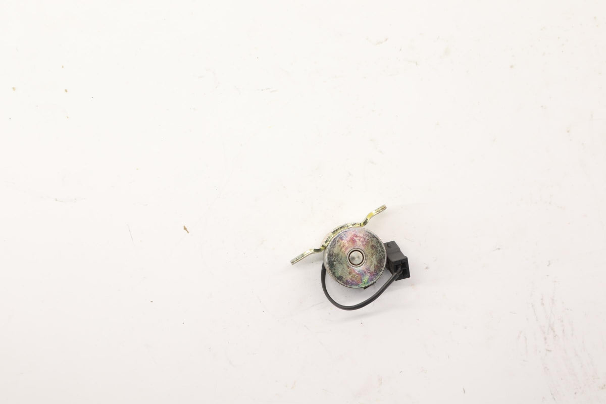 Original OE Volkswagen Magnetventil 893927353B