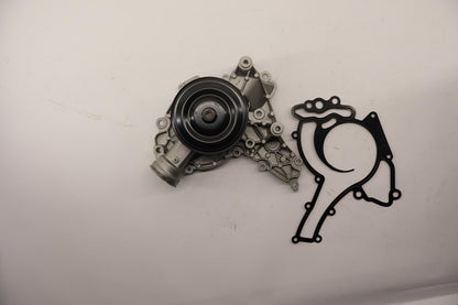 Original OE MERCEDES-BENZ Wasserpumpe A2722000401