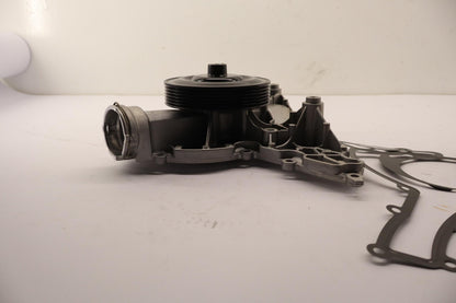 Original OE MERCEDES-BENZ Wasserpumpe A2722000401