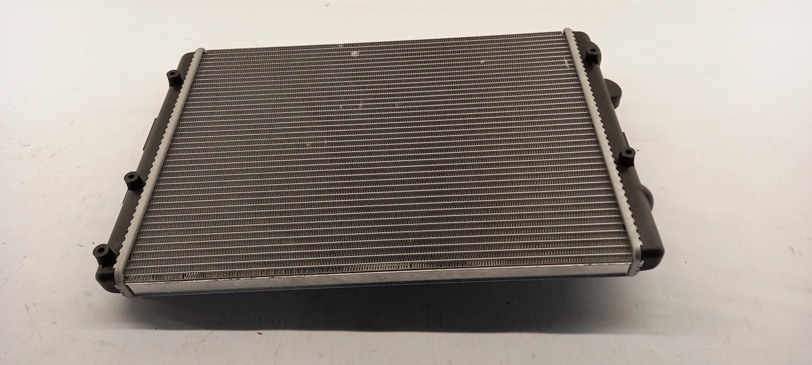 Original OE Volkswagen Wasserkühler 6N0121253AE
