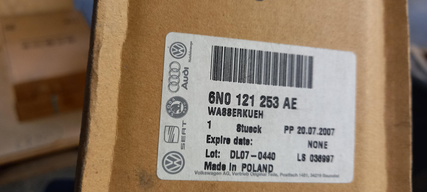 Original OE Volkswagen Wasserkühler 6N0121253AE