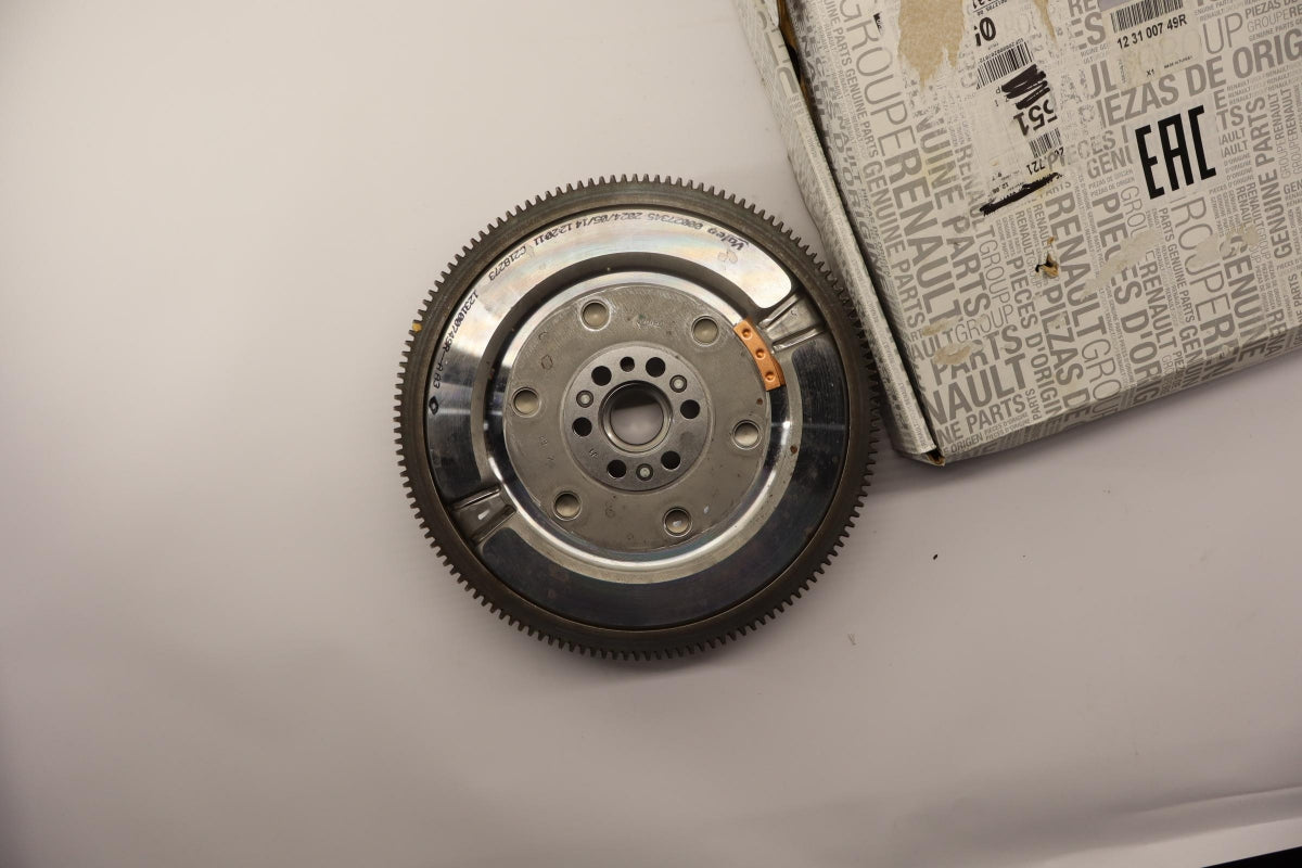 Original OE RENAULT Schwungrad 123100749R