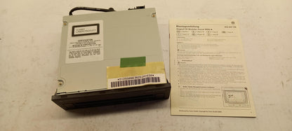 Original VW Passat B6 CD-Wechsler 6-polig 3C0057110