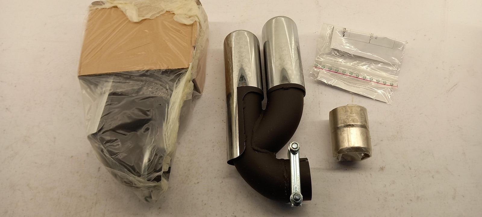 Original OE Volkswagen Auspuffblende 7L0071910