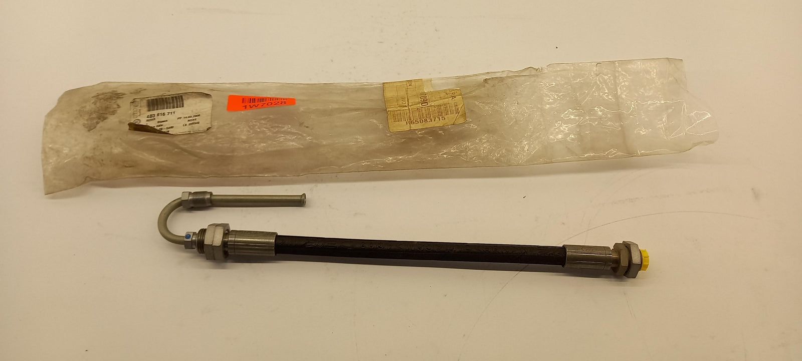 Original OE Volkswagen Bremsschlauch 4B3616711
