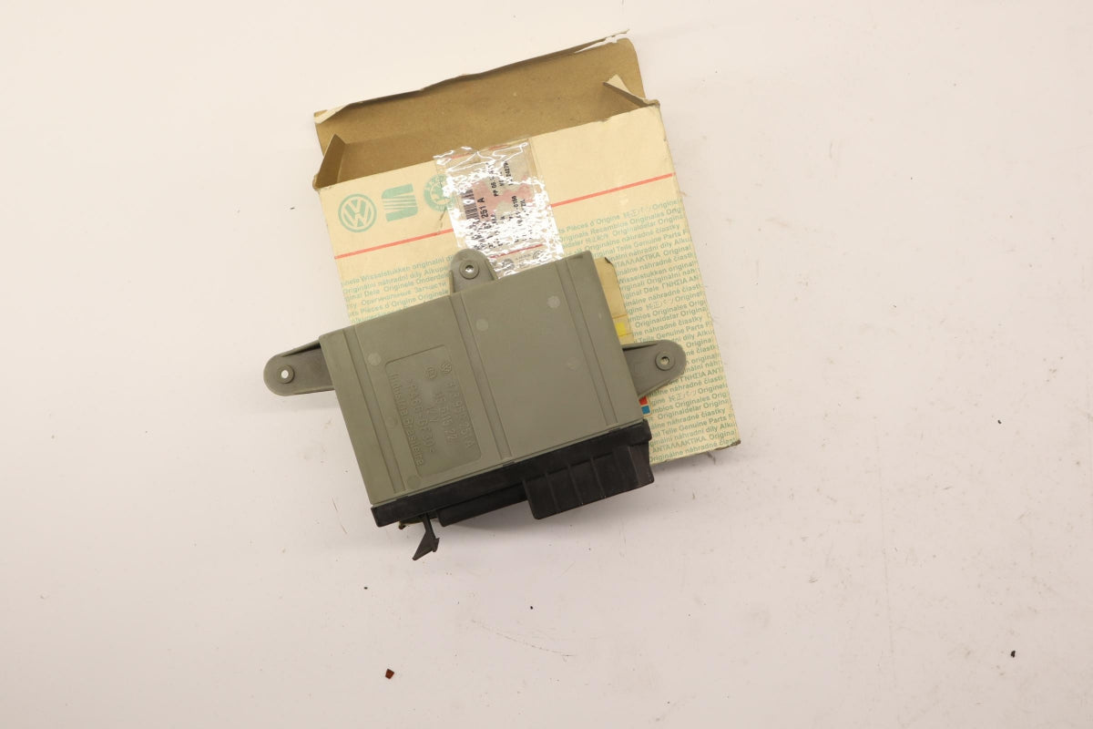 Original VW Golf Parati 04-06 Steuergerät für Fensterheber hinten 373959251A