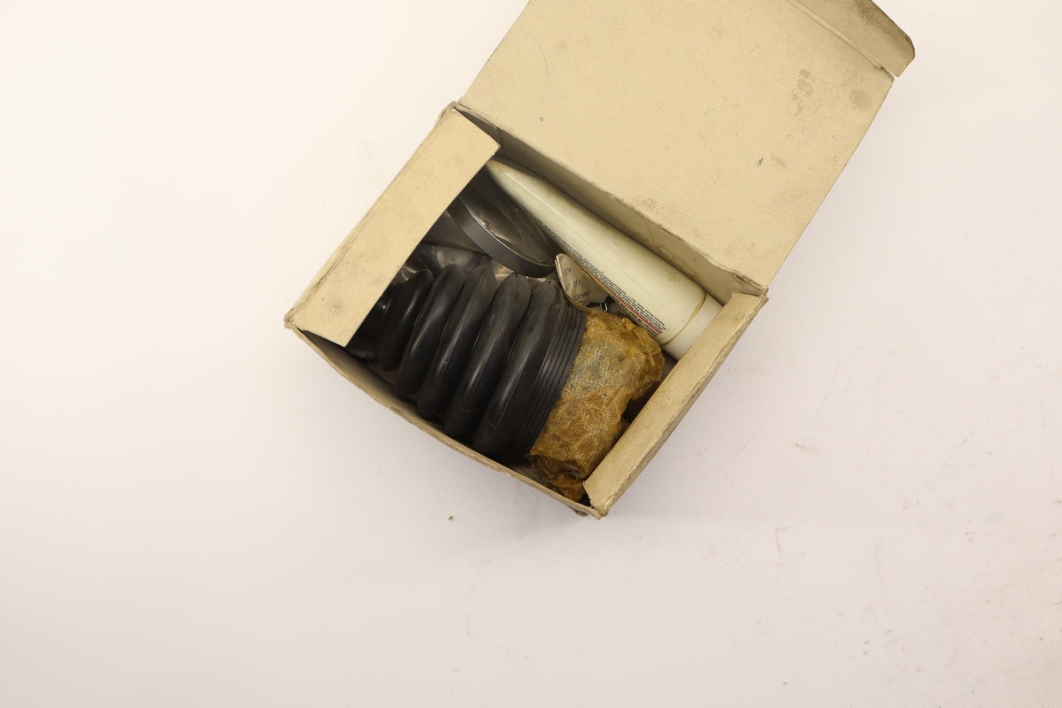 Original OE Volkswagen Antriebswelle Gelenksatz 1J0498099A