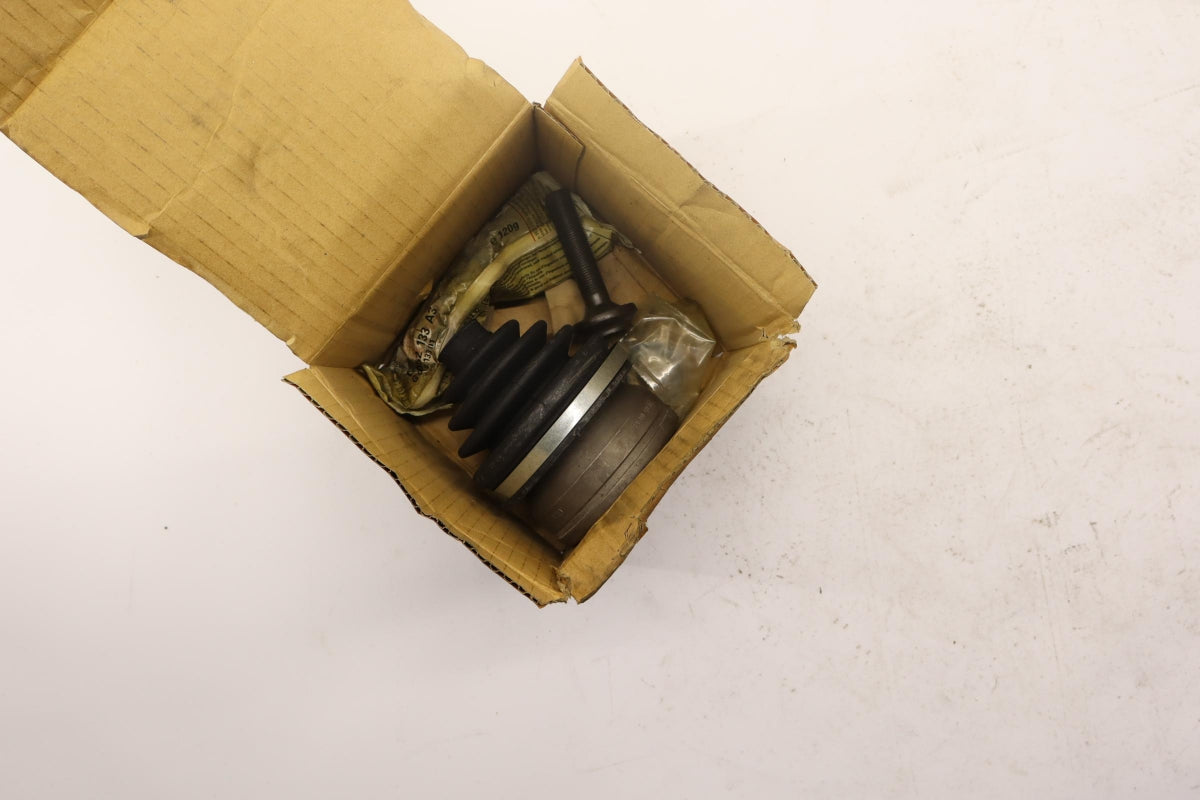 Original OE Volkswagen Antriebswelle Gelenksatz 4D0498099AX