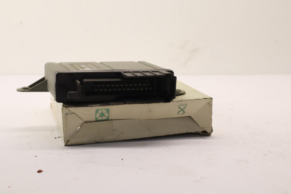 Original VW Golf Parati 04-06 Steuergerät für Fensterheber hinten 373959251A