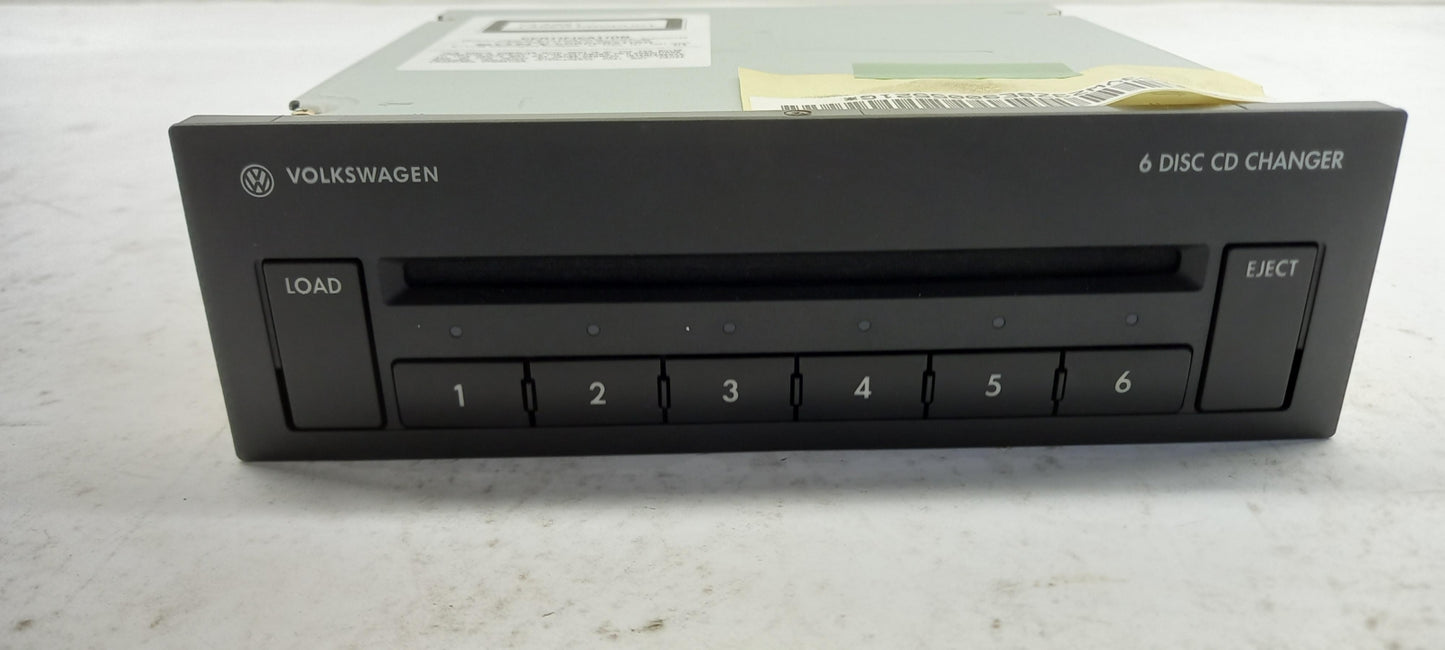 Original VW Passat B6 CD-Wechsler 6-polig 3C0057110