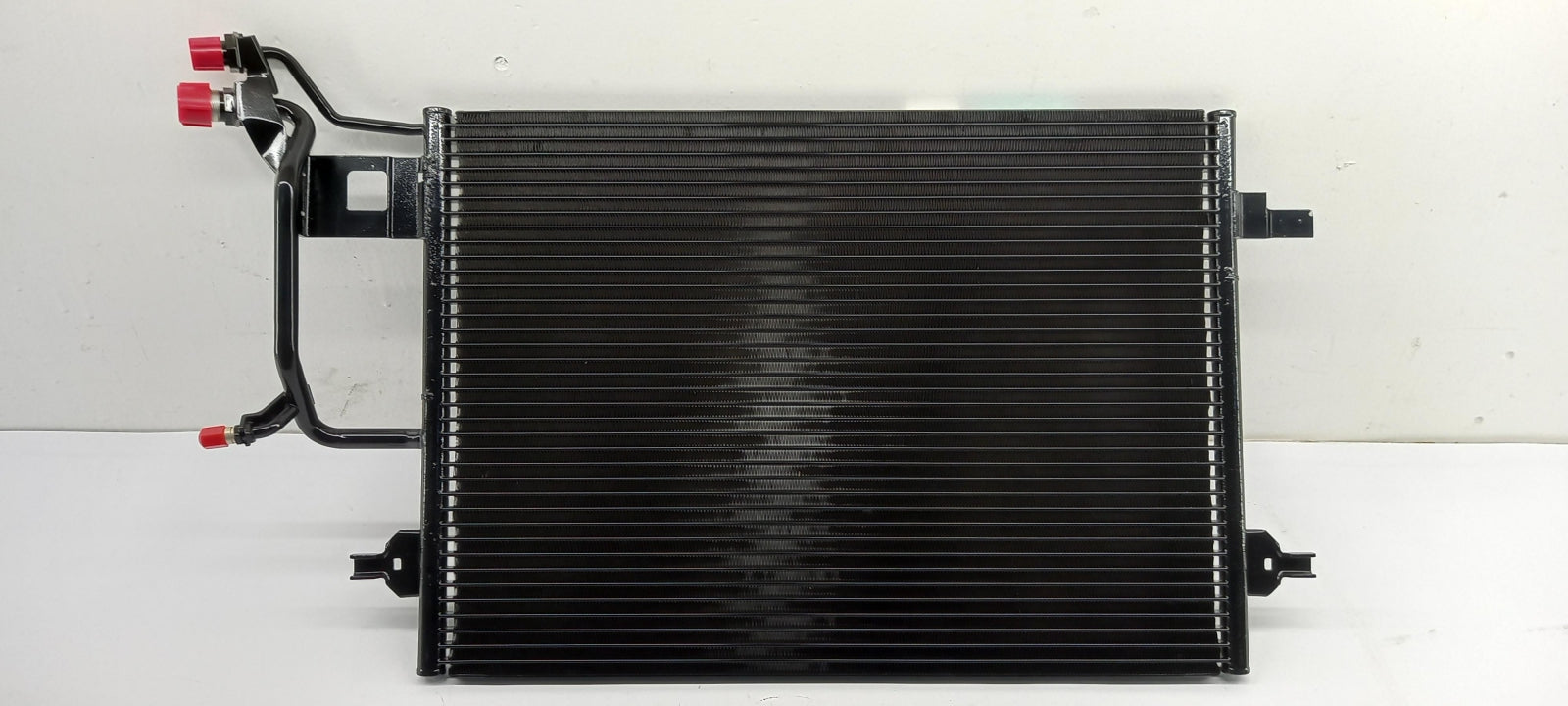 Original OE Volkswagen Klimakondensator 8D0260403H