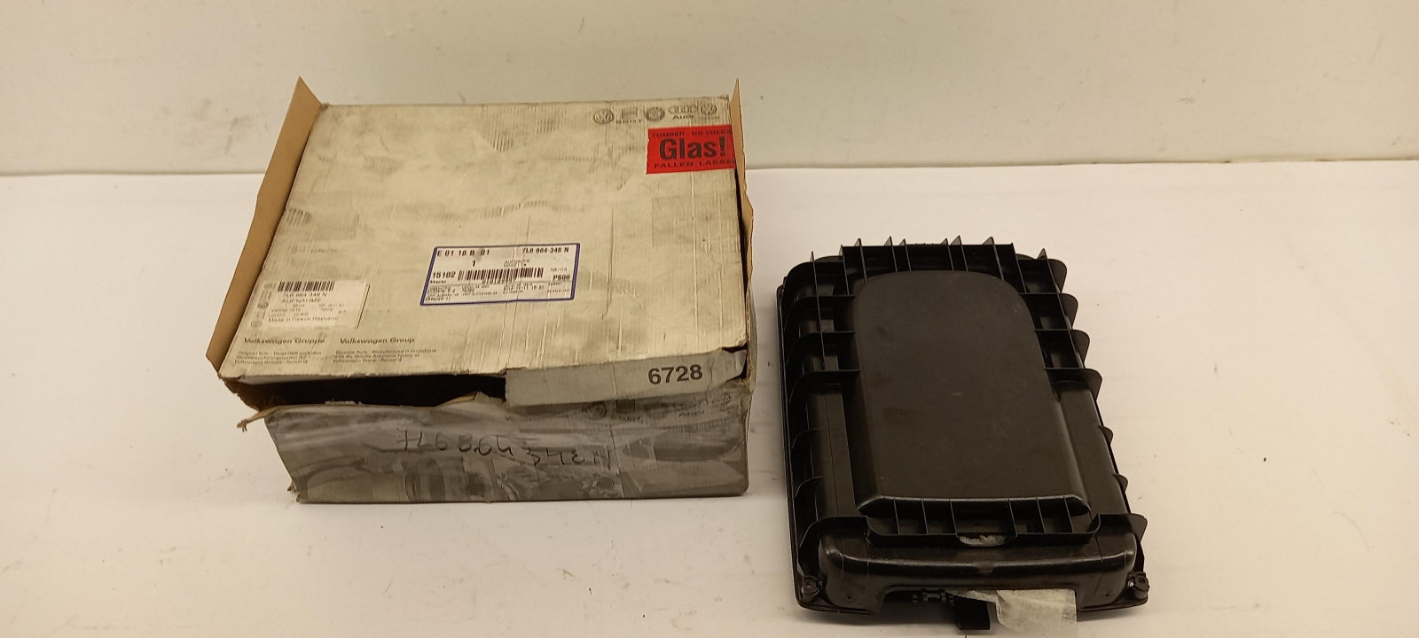 Original OE Volkswagen Aufbewahrungsbox 7L6864348Q
