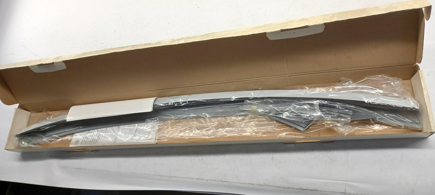 Original VW Jetta 1K Heckklappenspoiler grundiert 1KM0716409AX