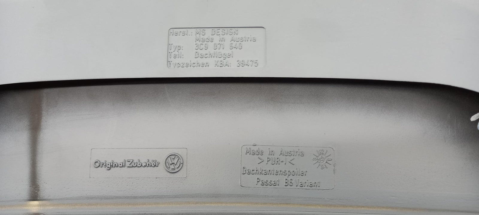 Original OE Volkswagen Spoiler 3C9071640GRU