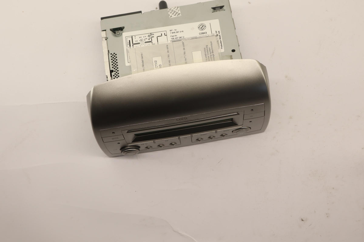 Original OE FIAT Multimedia Haupteinheit 735437287