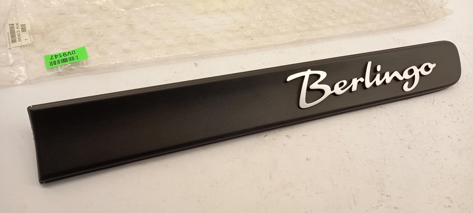 Original OE Peugeot Emblem Plakette 8663KK