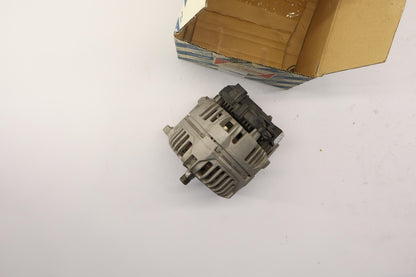 Original VW Golf Caddy Polo Sharan SKODA Fabia Octavia Lichtmaschine 038903018RX
