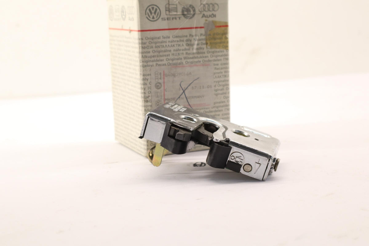 Original OE Volkswagen Türschloss 8A0839016A