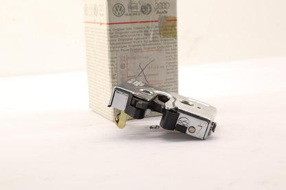 Original OE Volkswagen Türschloss 8A0839016A