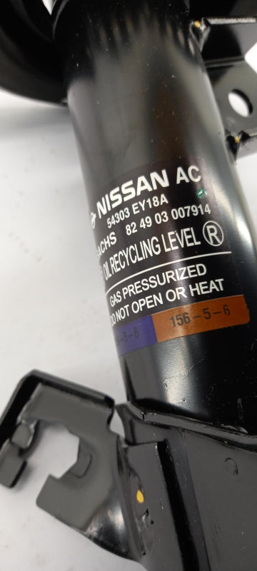 Original OE NISSAN Stoßdämpfer E4303EY18A