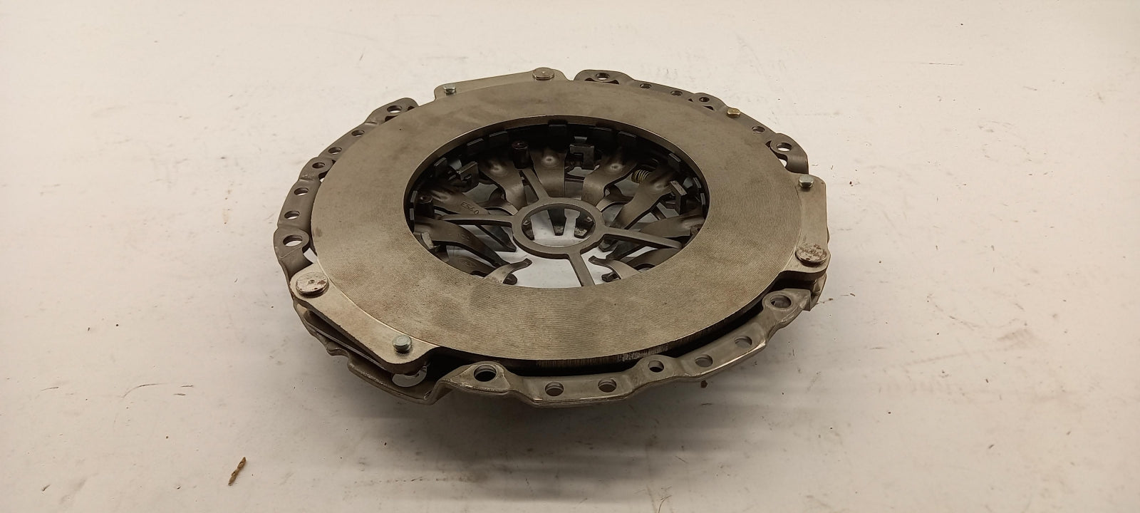 Original AUDI A4 A6 A8 VW Passat SKODA Superb Kupplungsdruckplatte 059141117J