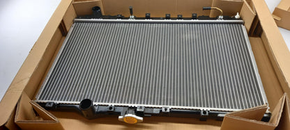 Original OE MITSUBISHI Wasserkühler MB924249