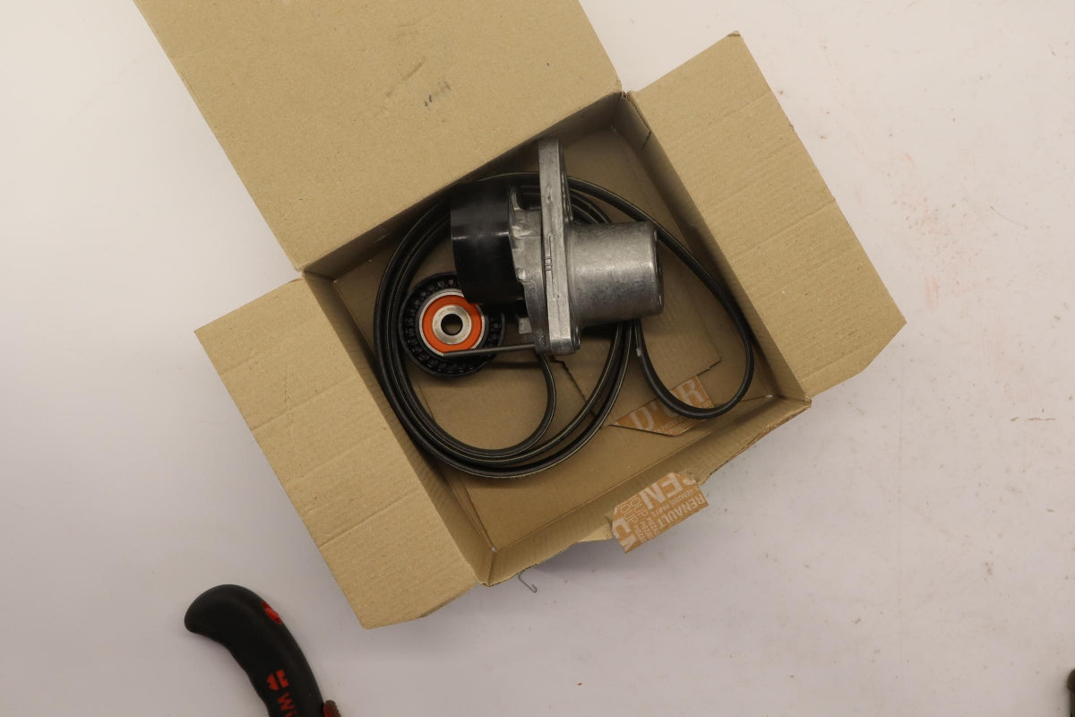 Original OE OPEL Keilrippenriemensatz 95517901
