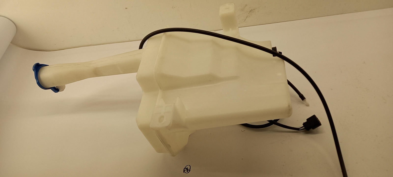 Original OE HYUNDAI/KIA Waschwasserbehälter 986101H200