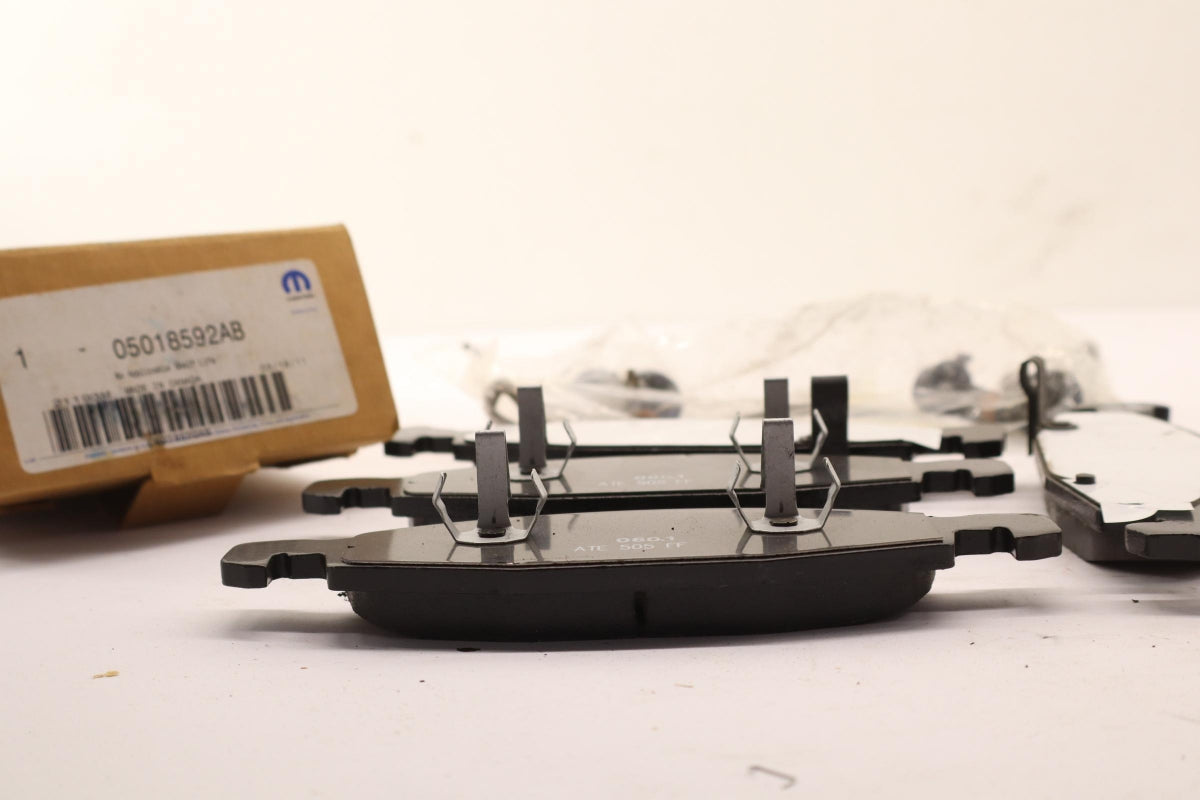 Original OE FIAT Bremsbeläge K05018592AB