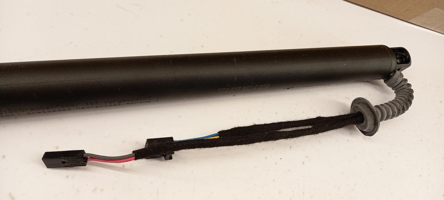 Original OE Volkswagen Heckklappendämpfer 5E9827852F