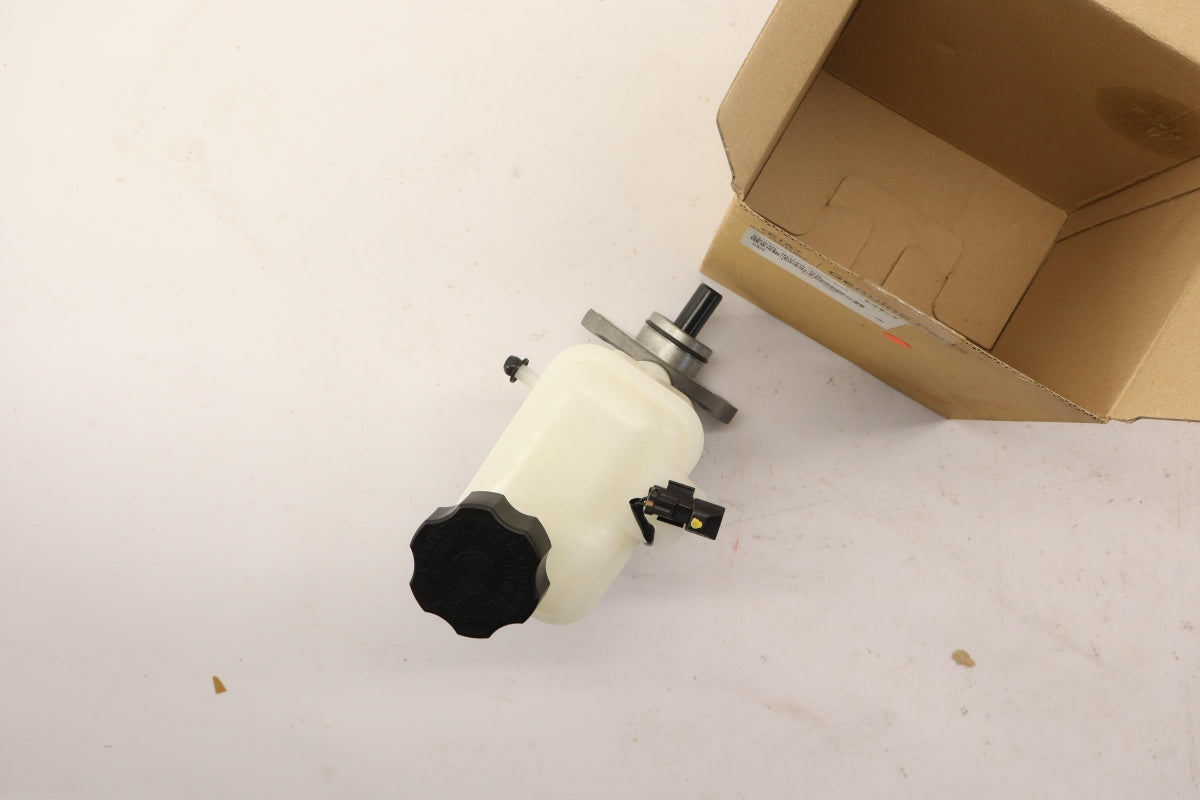 Original OE HYUNDAI/KIA Hauptbremszylinder 585101D020DS