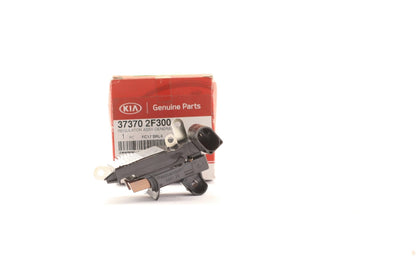 Original OE HYUNDAI/KIA Generatorregler 373702F300