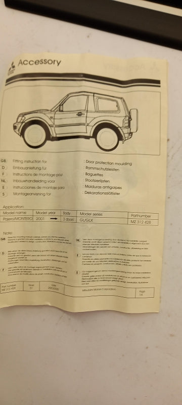 Original OE MITSUBISHI Türzierleisten Satz MZ312428