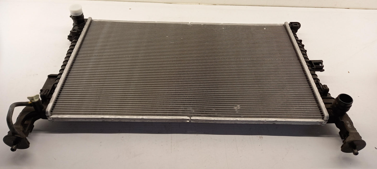 Original OE HYUNDAI/KIA Wasserkühler 25310L5050