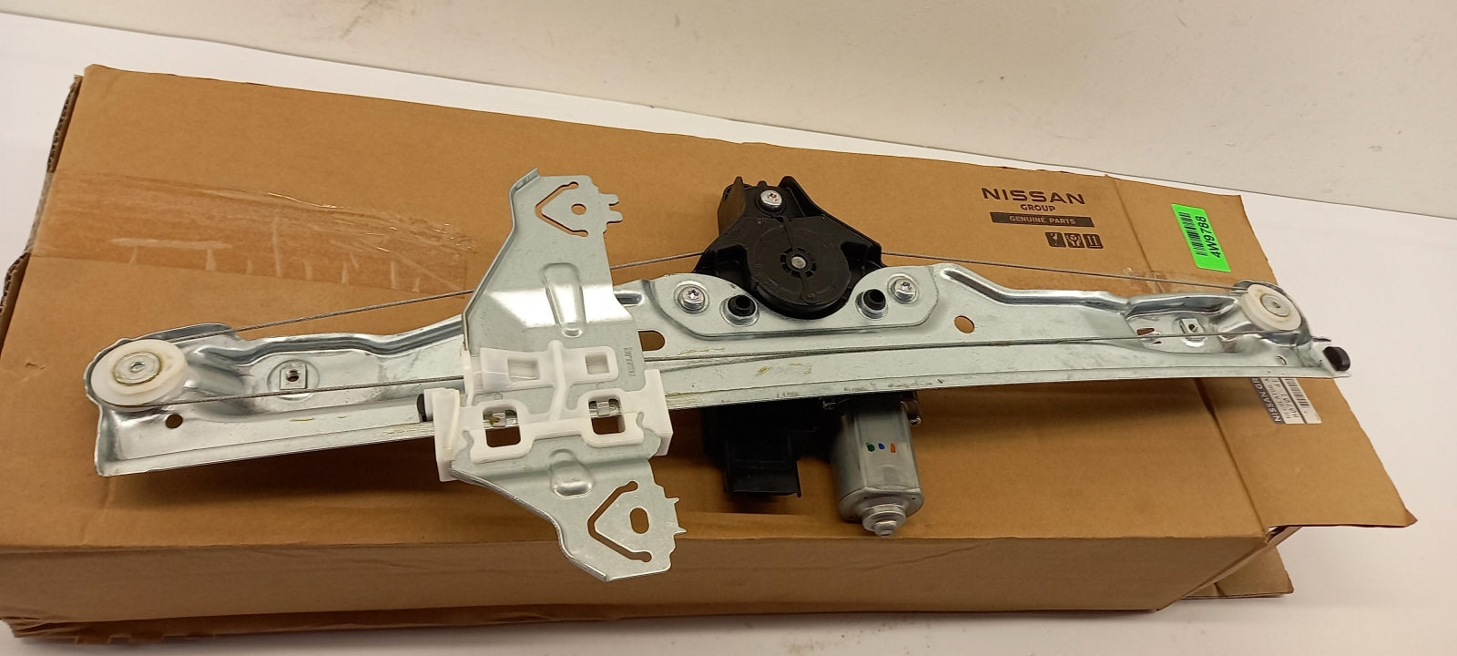 Original OE NISSAN Fensterheber 807014EA3C