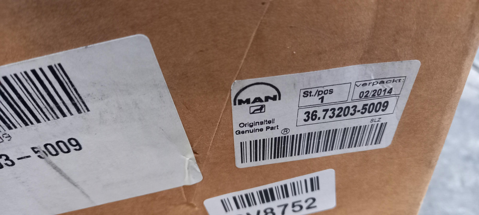 Original OE MAN TRUCK Stoßfängerabdeckung 36732035009