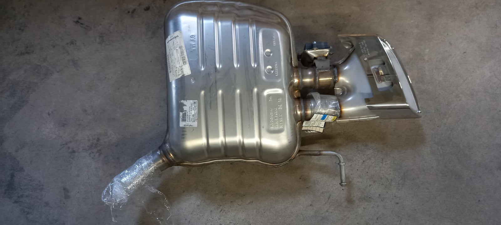 Original OE Volkswagen Abgasanlage Schalldämpfer 3V0253609H